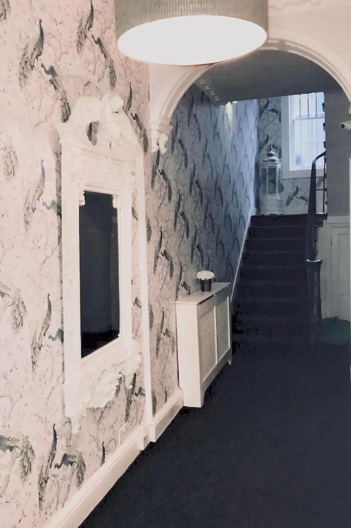 Edinburgh Central Rooms Guest house